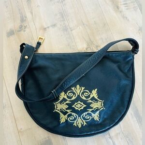 MAXX Golden Embroidery black pebble leather large crossboday Bag shoulder bag